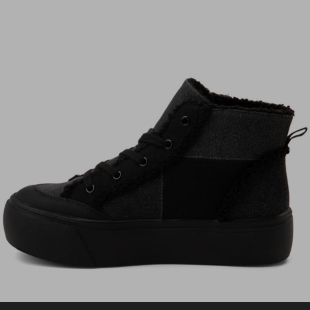 Black Womens mid size platform sneakers
